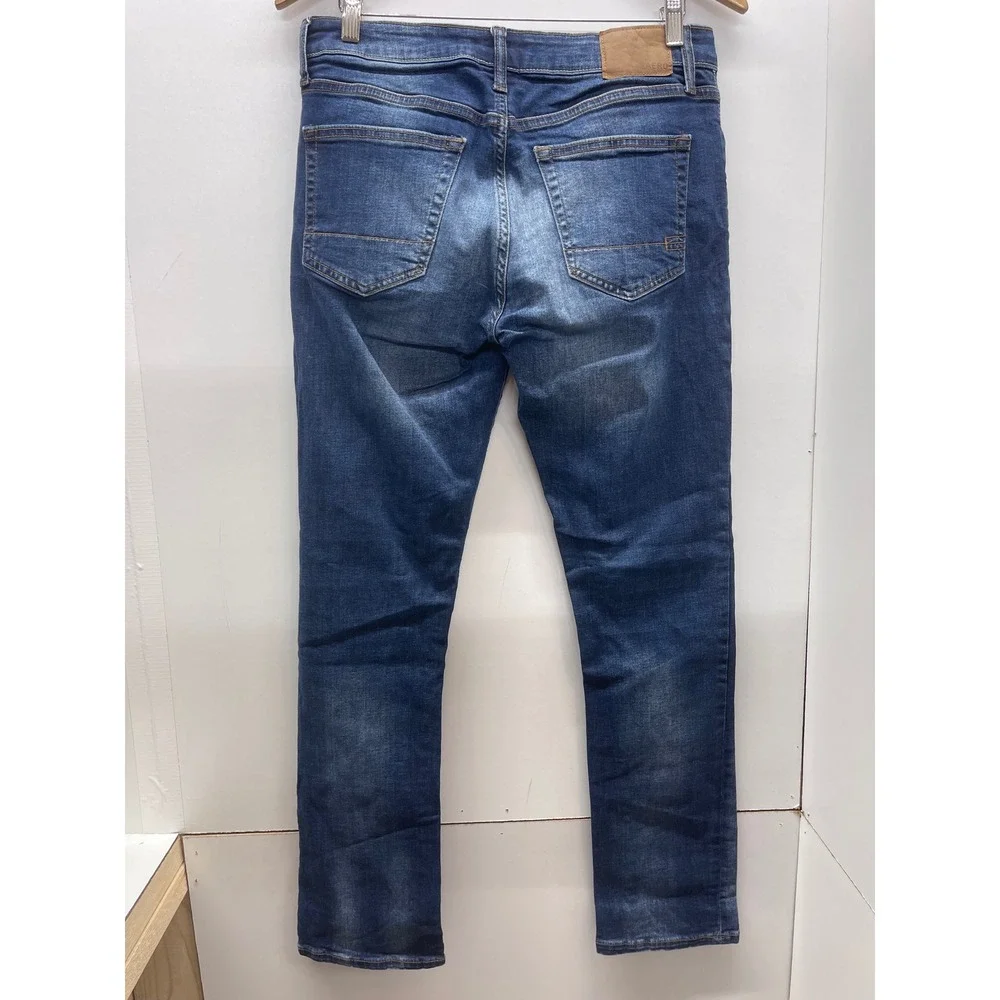 Aeropostale Slim Straight Medium Wash Denim Jeans 30x32